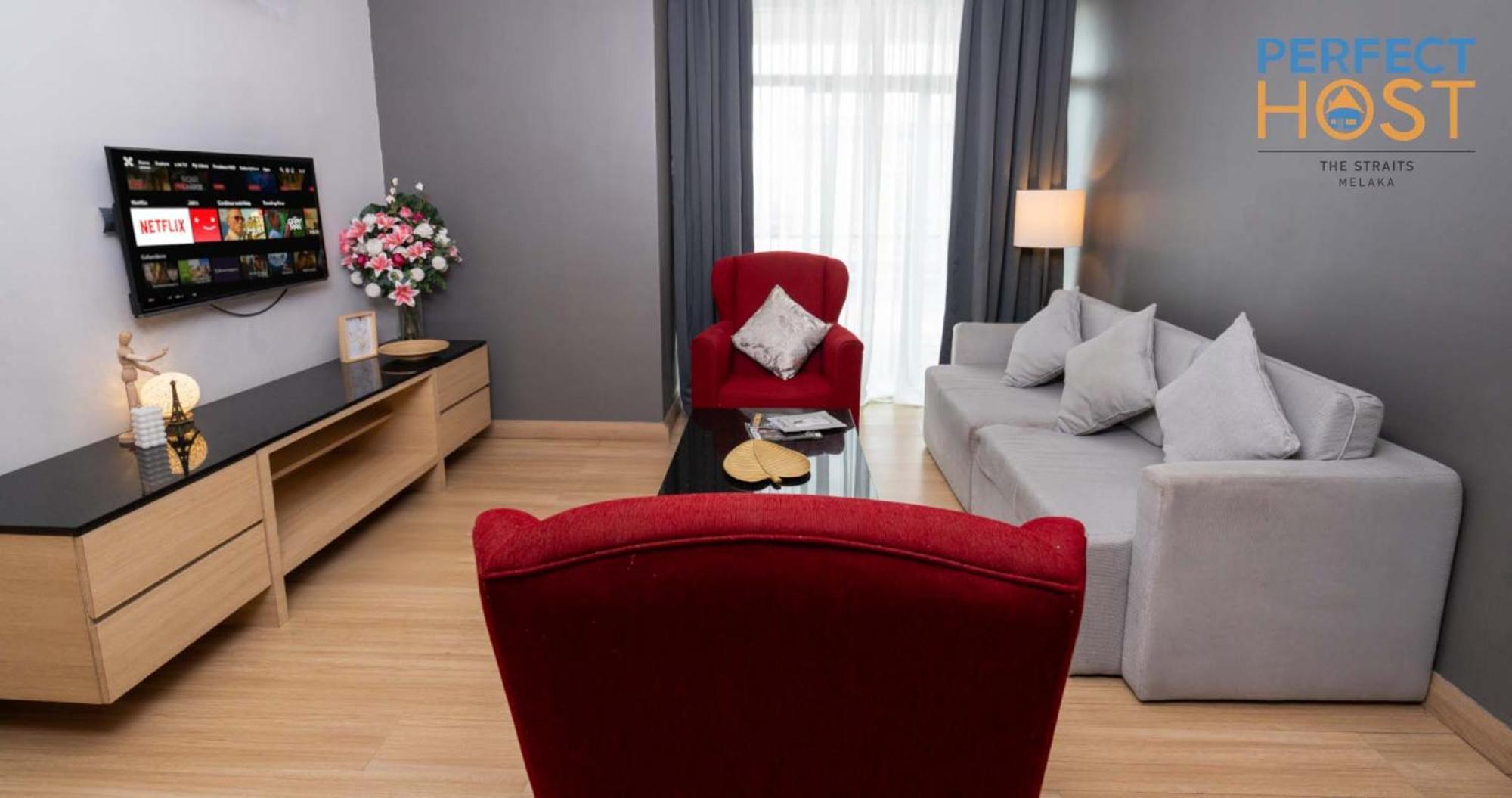 The Straits Melaka By Perfect Host Aparthotel ภายนอก รูปภาพ
