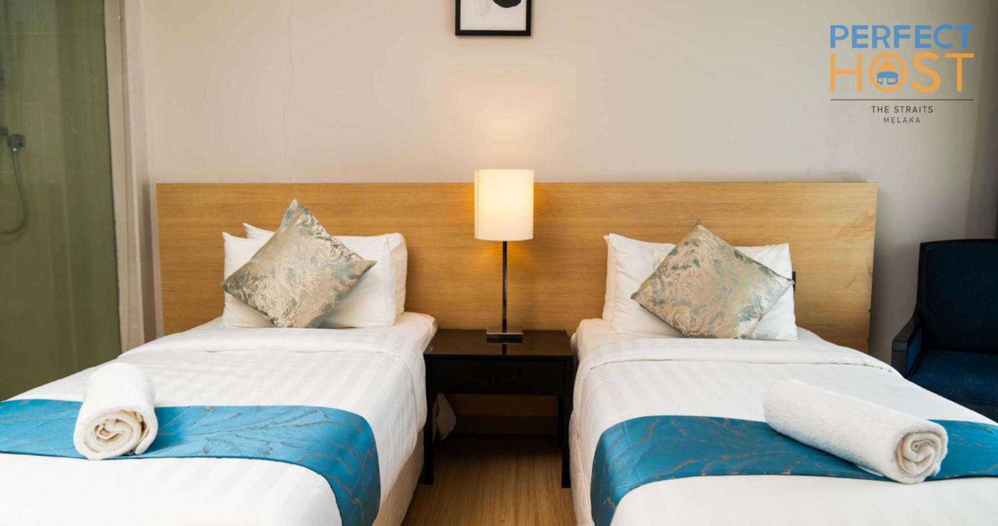 The Straits Melaka By Perfect Host Aparthotel ภายนอก รูปภาพ