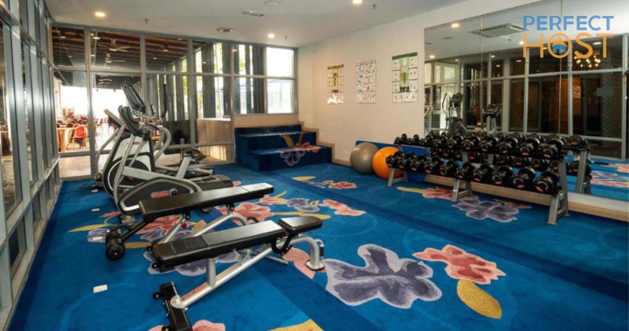 The Straits Melaka By Perfect Host Aparthotel ภายนอก รูปภาพ